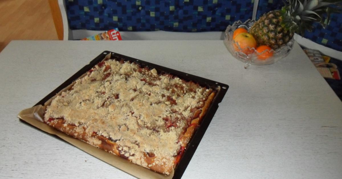 Pflaumenkuchen vom Blech mit Streuseln von franjo. Ein Thermomix ...