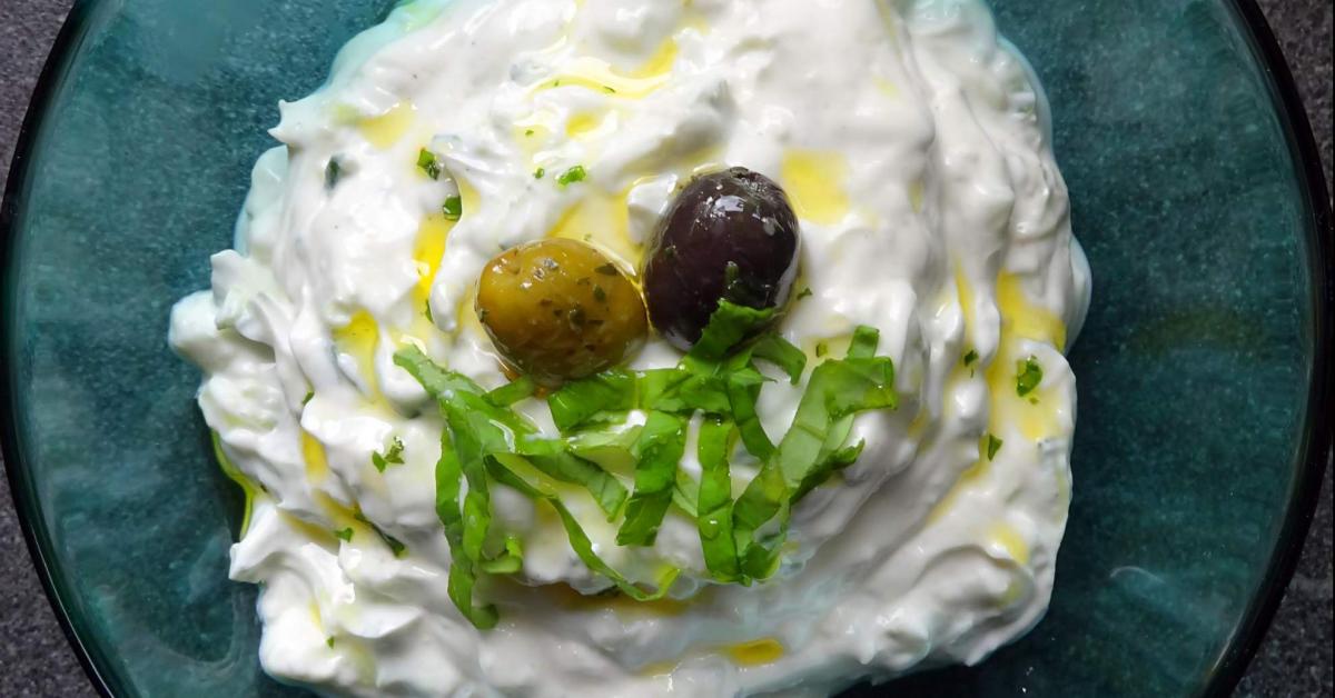 Dip Bärlauch - Tzatziki / Tsatsiki / Zaziki griechische Art von Fett ...