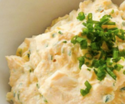 Ruck-zuck Eiersalat / Eieraufstrich aus rohen Eiern