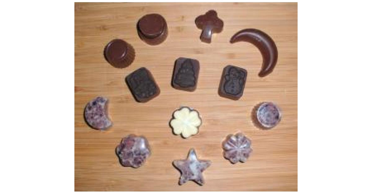 Schoko - Pralinen, fruchtig-nussig von sauerampferstängelchen. Ein ...