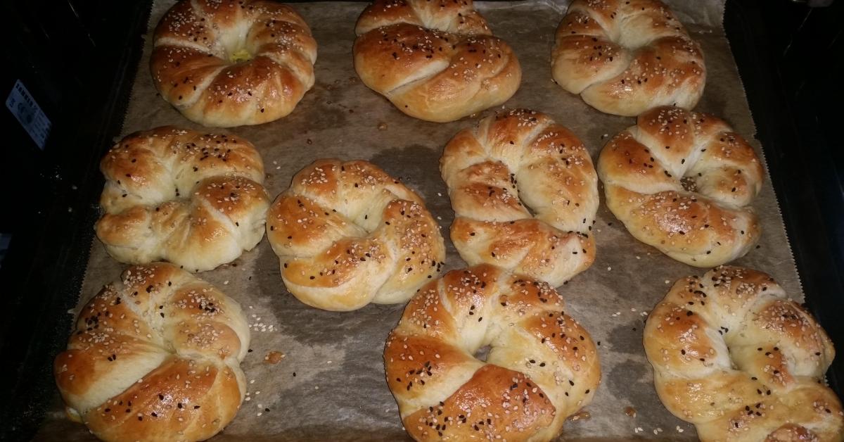 Acma Turkische Brotchen Von Jagga Ein Thermomix Rezept Aus Der Kategorie Brot Brotchen Auf Www Rezeptwelt De Der Thermomix Community