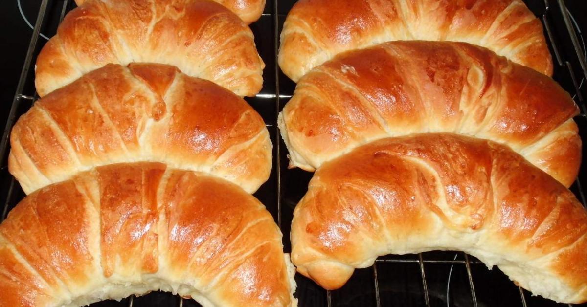 Croissant XL/ Hörnchen von Rosemaria. Ein Thermomix® Rezept aus der ...