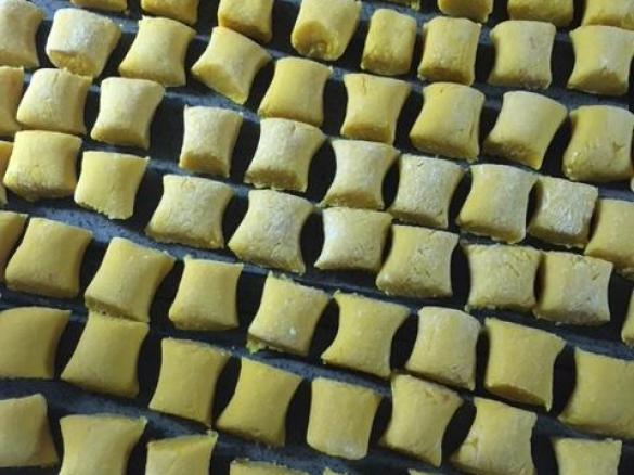 Kürbis-Gnocchi mit Salbeibutter von delphina69 auf www.rezeptwelt.de ...
