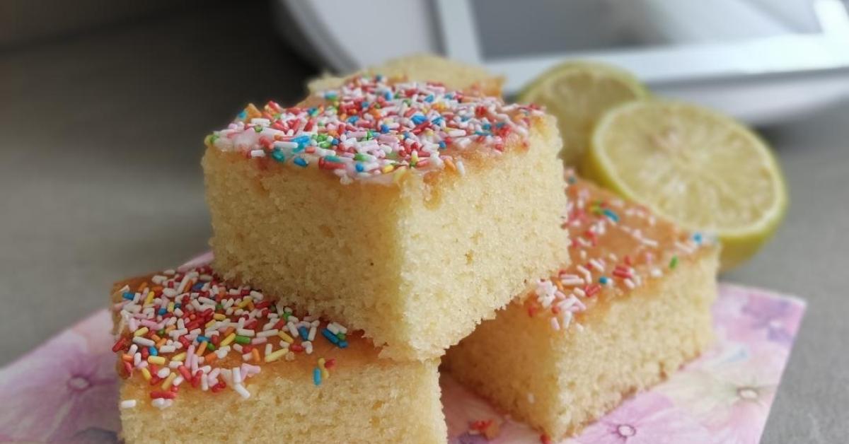 Zitronenkuchen vom Blech von Guliz.Mixt. Ein Thermomix® Rezept aus der ...