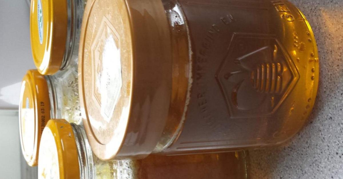 Löwenzahnblütenhonig einfach und schnell von Sonnenblume75. Ein ...