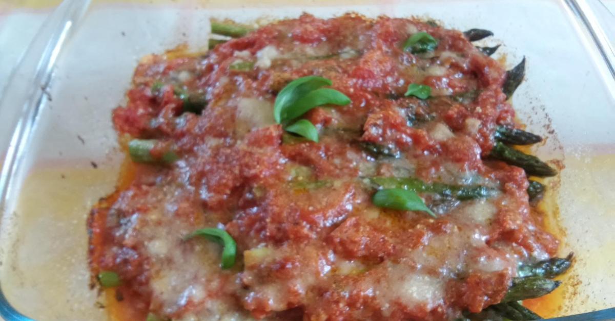 Überbackener grüner Spargel von Schnibbeldillderich. Ein Thermomix ...