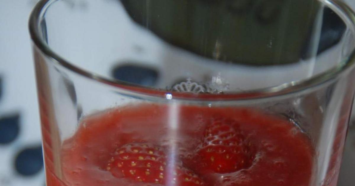 Fruchtiges Erdbeergetränk von Sus307. Ein Thermomix® Rezept aus der ...