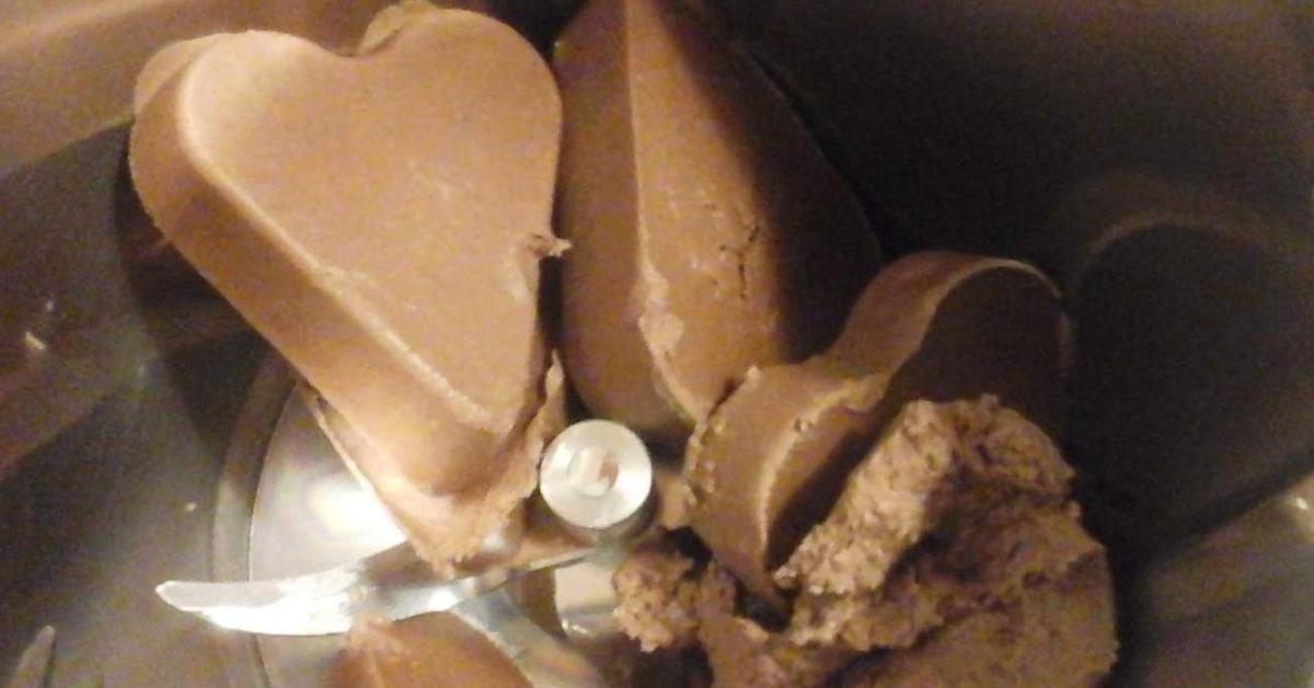 cremiges veganes Schokoladeneis vegan Eis Dessert ohne Zucker von ...