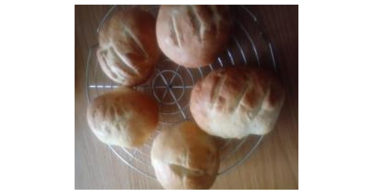 Milchbrötchen, süß von lamera. Ein Thermomix® Rezept aus der Kategorie ... Milchbrötchen, süß von lamera. Ein Thermomix® Rezept aus der Kategorie ...