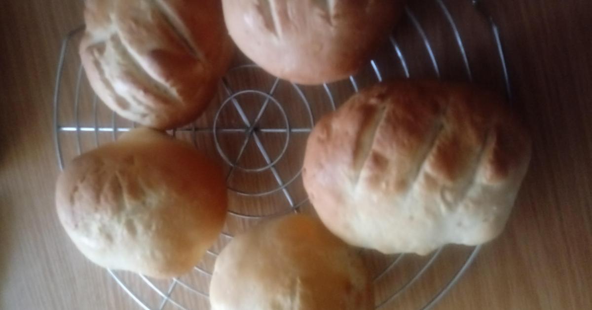 Milchbrötchen, süß von lamera. Ein Thermomix® Rezept aus der Kategorie ... Milchbrötchen, süß von lamera. Ein Thermomix® Rezept aus der Kategorie ...
