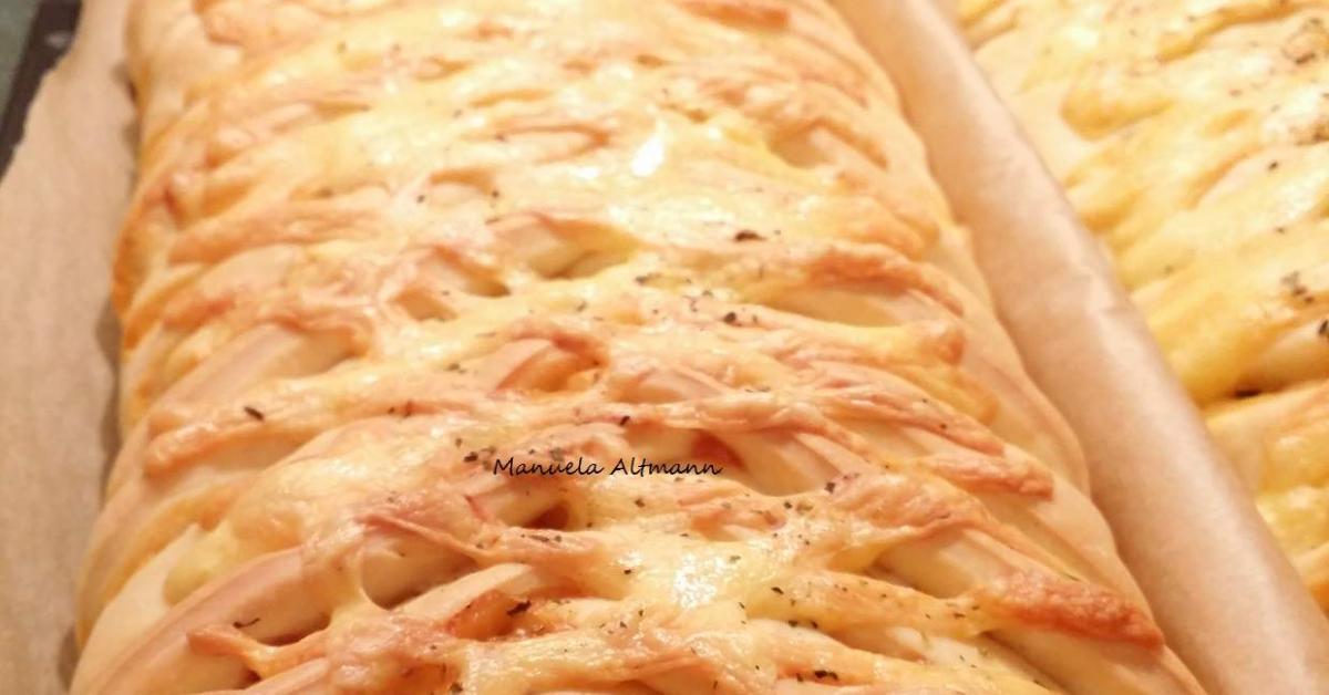 Variation von Pizzastrudel von Emma Robert. Ein Thermomix ® Rezept aus ...