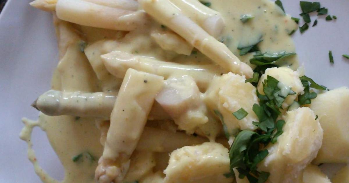Spargel, Kartoffel, Sauce Hollandaise; lecker&vegan von Marlene7. Ein