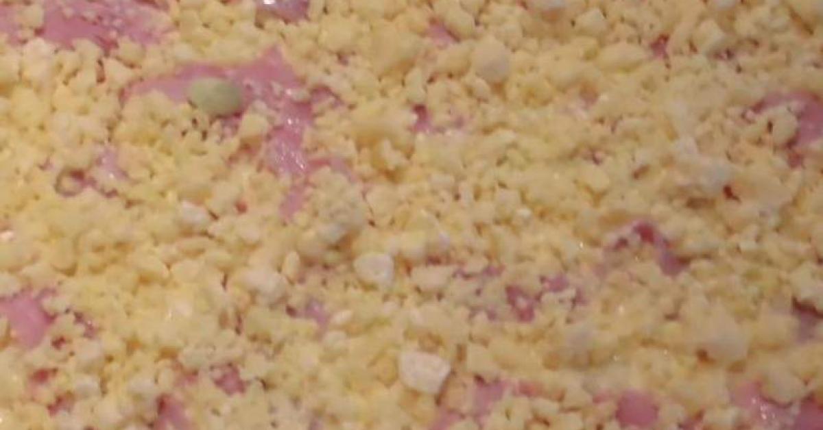 Schinken-Zwiebel-Sahne Pizza von Kochhexe82. Ein Thermomix® Rezept aus ...