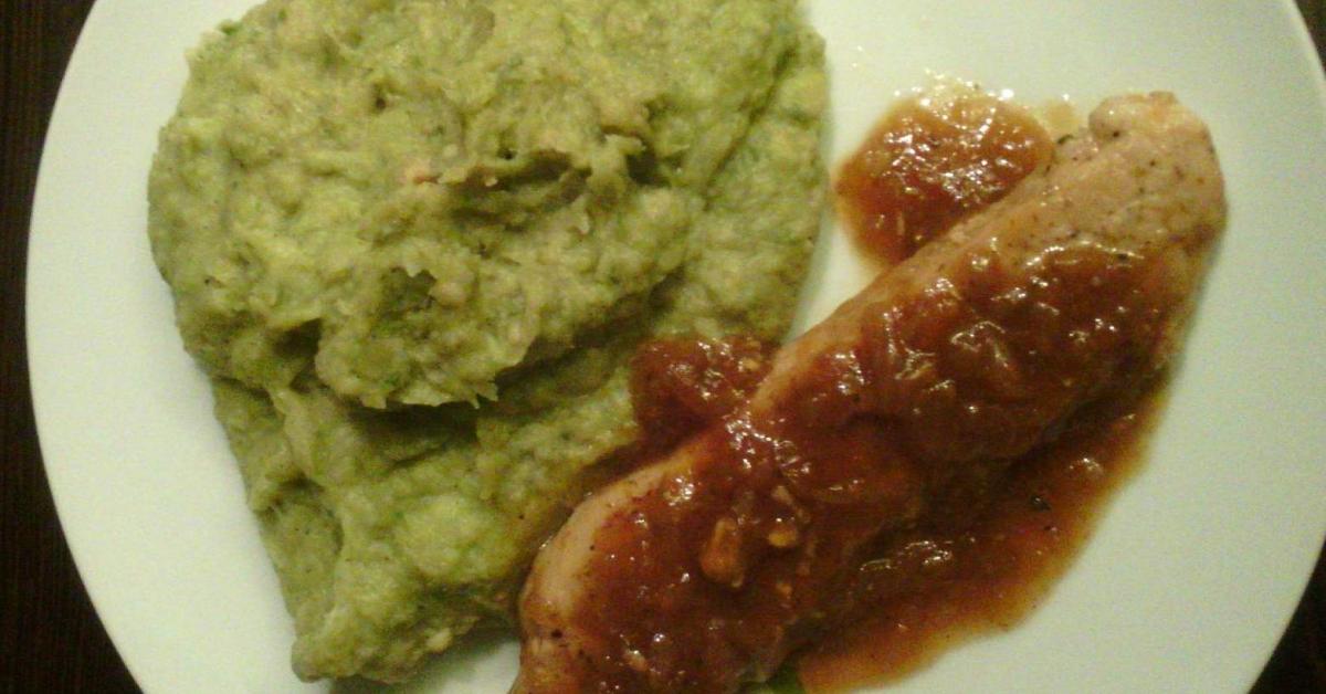 Rosenkohl-Walnuss-Püree mit Schnitzel WW tauglich von bonbon71. Ein ... Rosenkohl-Walnuss-Püree mit Schnitzel WW tauglich von bonbon71. Ein ...