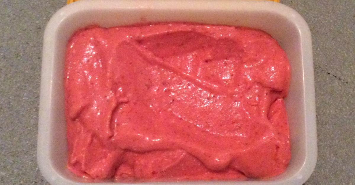 Erdbeer-Limetten-Eis von .MoMaMe.. Ein Thermomix® Rezept aus der ...