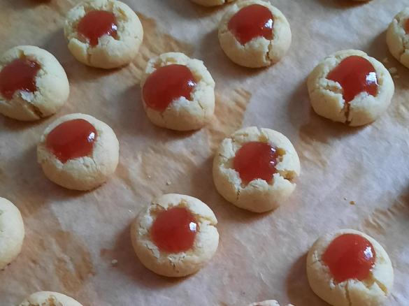 Himmlische Vanillekekse mit Marmeladenfüllung