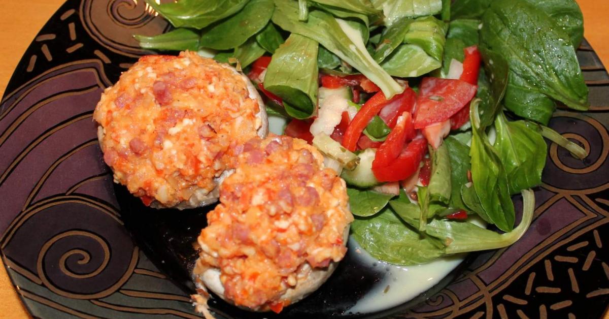 Gefüllte Champions von BierundTee26. Ein Thermomix® Rezept aus der ...