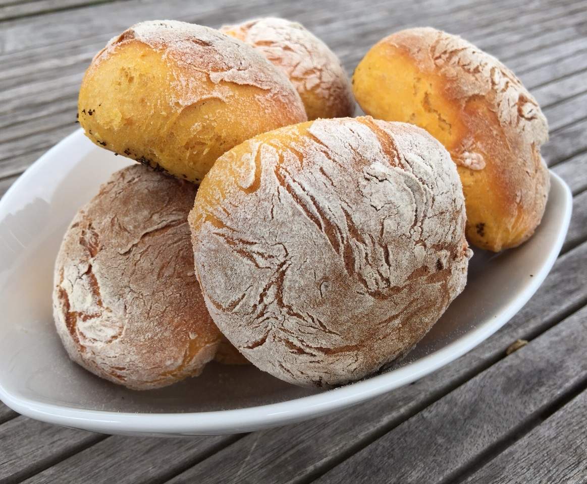 Süßkartoffel-Brötchen 'Bolo di Caco'