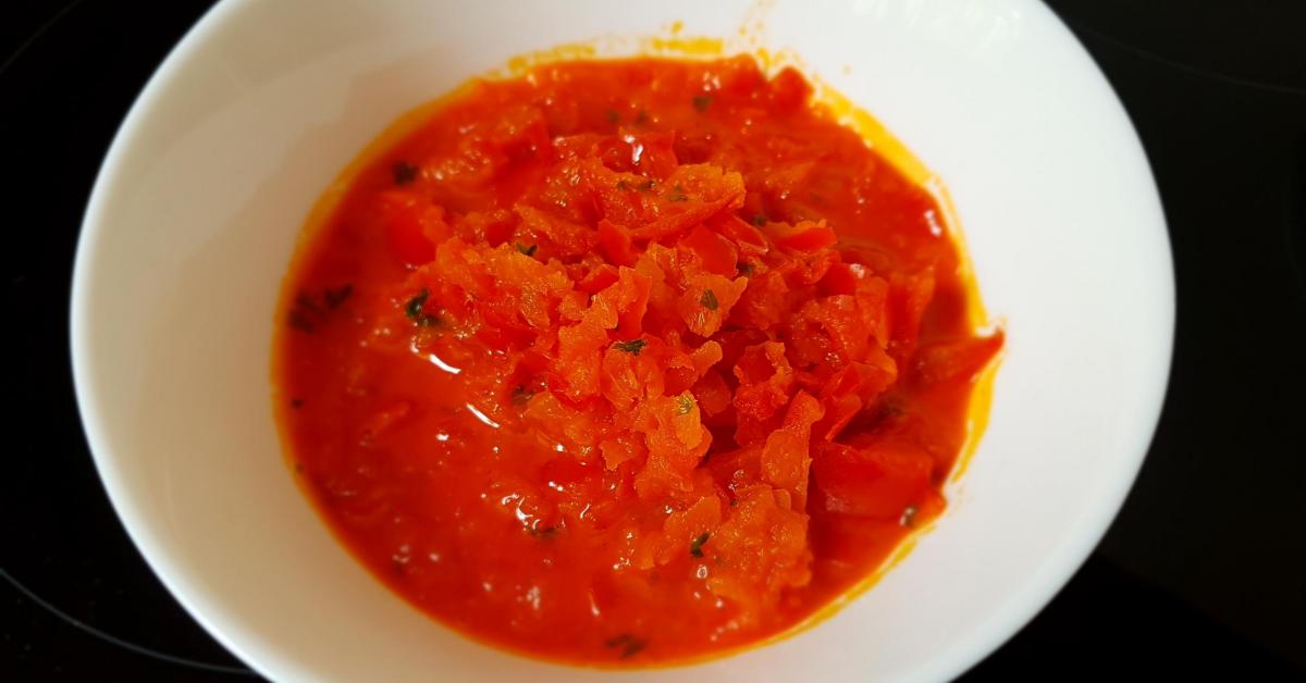 Kartoffelbrei gespickt mit Paprika (Beilage zu Fisch oder Fleisch) von ...