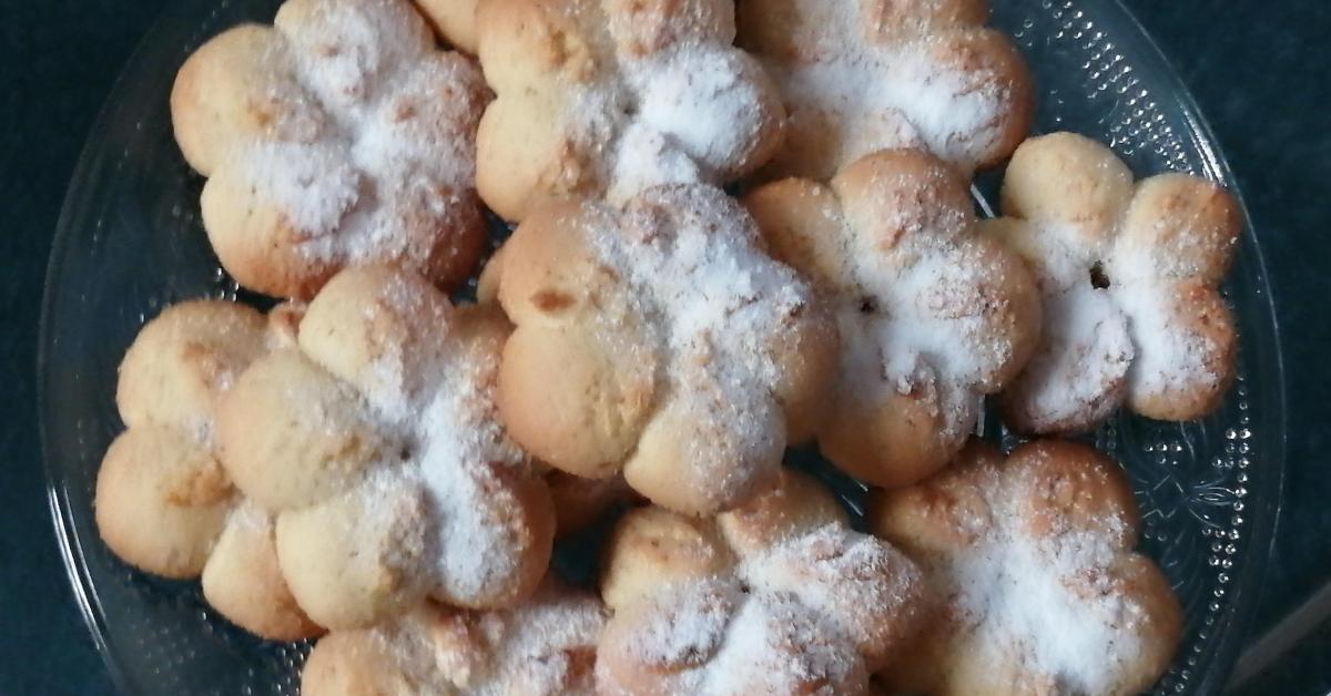 Mandelplätzchen aus der Gebäckpresse von Tante Tessa. Ein Thermomix ...