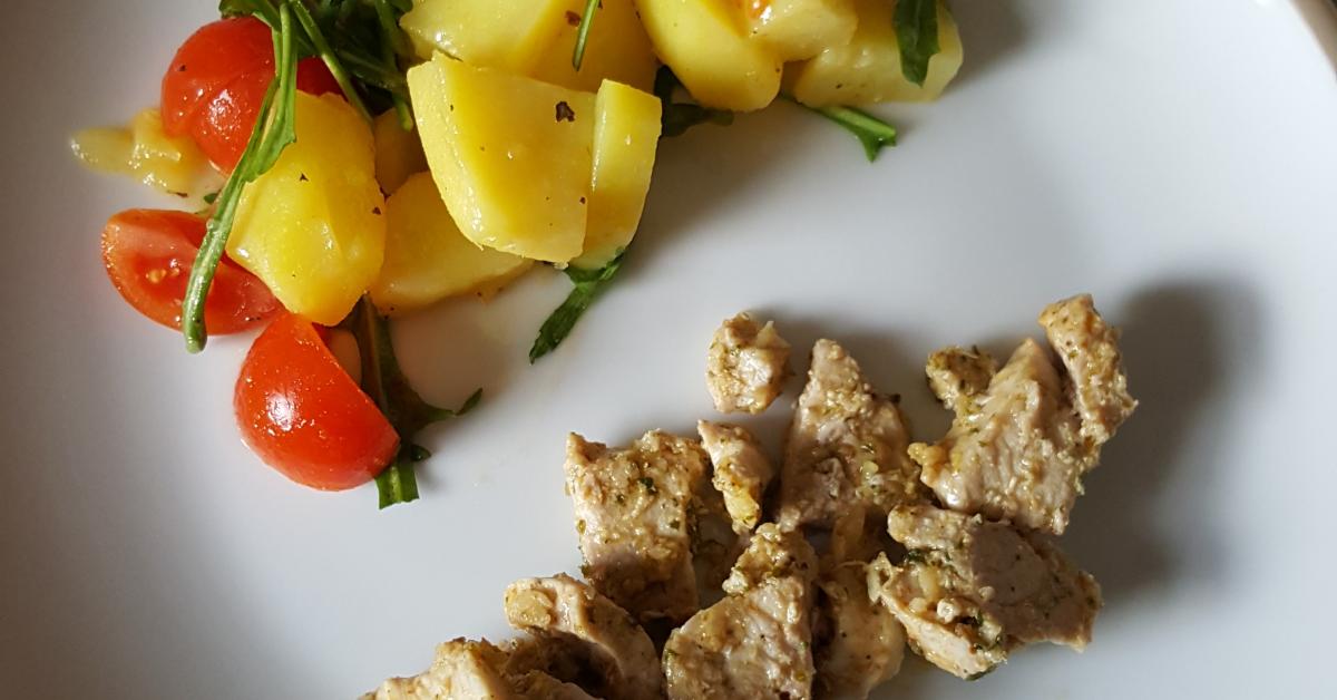 Hähnchen mit warmen Kartoffelsalat von fix_tani. Ein Thermomix® Rezept ...