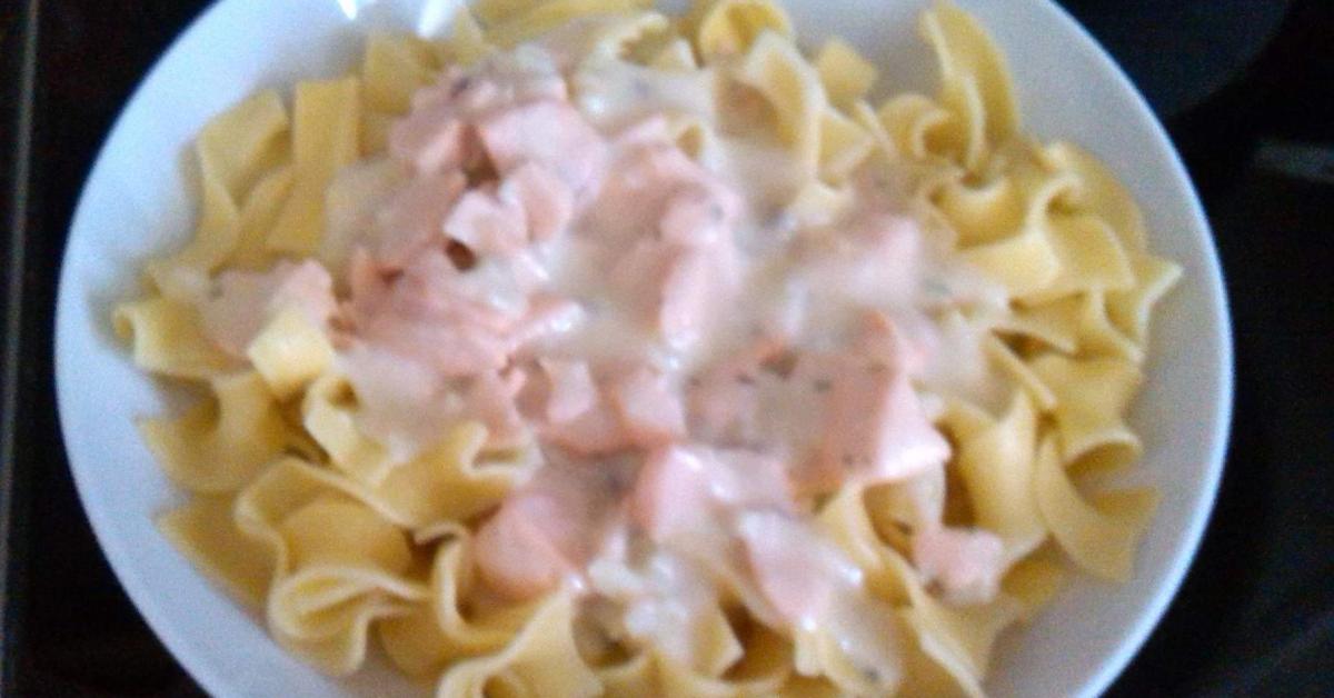 Bandnudeln mit Lachssoße von LeaE. Ein Thermomix® Rezept aus der ...