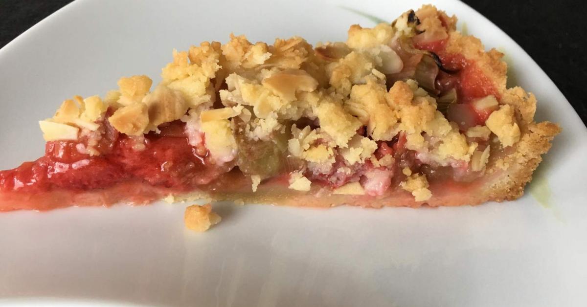 Rhabarber-Erdbeer-Tarte mit Streuseln von SoLu258. Ein Thermomix ...
