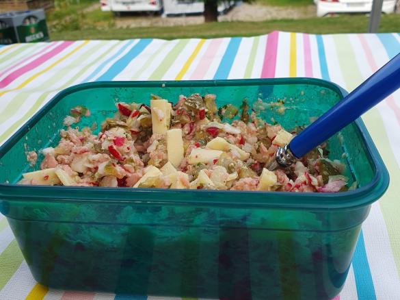 Glücksmixer Radieschen-Wurstsalat