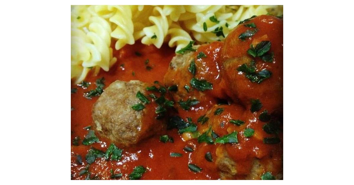 Hackbällchen mit Tomaten-Schinkenspeck-Sauce von . Ein Thermomix ...