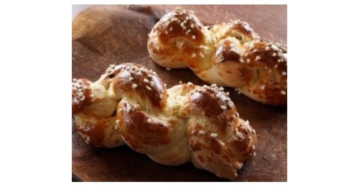 Hefezopf mit Rumrosinen von zwetschkenstrudel. Ein Thermomix® Rezept ...