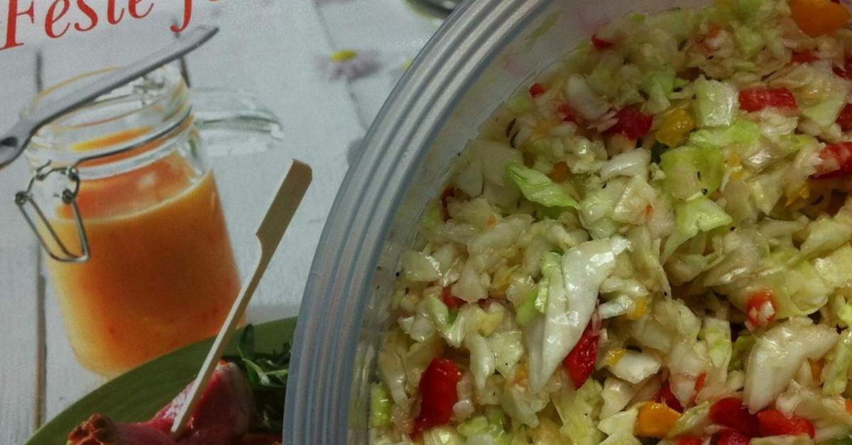 Weißkohlsalat von Thermomix Rezeptentwicklung. Ein Thermomix® Rezept ...